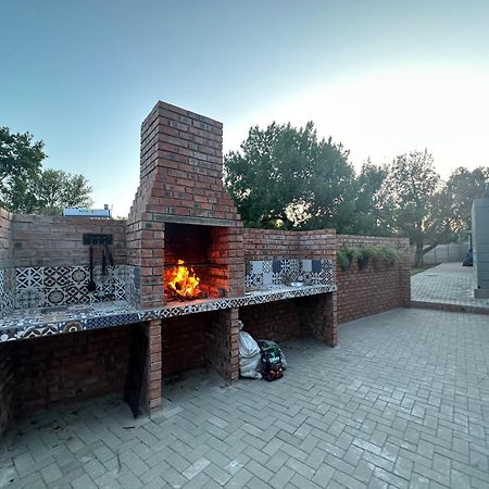 Inbloem Hotel Bloemfontein Buitenkant foto